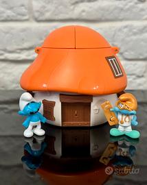 Casa dei Puffi con personaggi e apertura