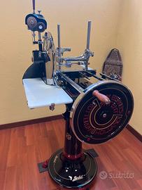 Affettatrice a volano berkel originale