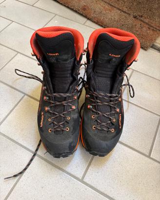 LOWA CORVARA GTX MID