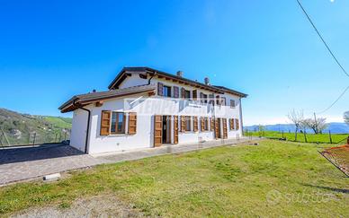 Villa bifamiliare a San Dalmazio