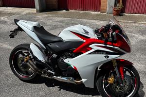 CBR 600 F