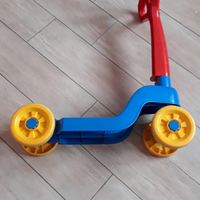Monopattino 4 ruote