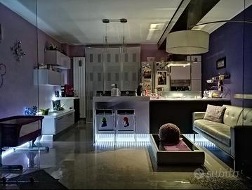 CUCINA LUBE COME NUOVA