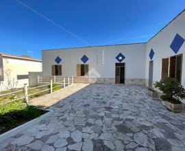 CASA INDIPENDENTE A CUSTONACI