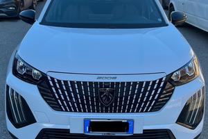 Peugeot 2008 hybrid allure