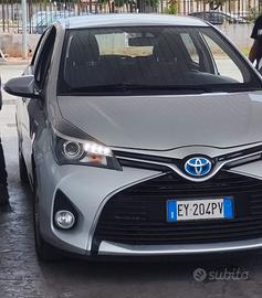 utilitaria yaris hybrid batteria ibrida nuova