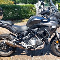 Moto Benelli TRK 500