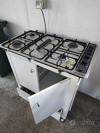 Fornello a gas 5 fuochi con mobile