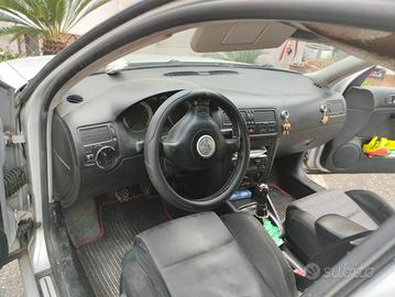 VW Bora 1.9 TDI 101 cv del 2005