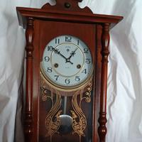 Orologio a pendolo da parete