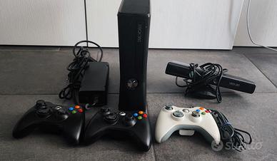 XBOX 360 NERA - KINECT + GIOCHI VARI