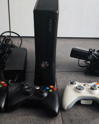 XBOX 360 NERA - KINECT + GIOCHI VARI