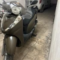 Honda sh 300 i