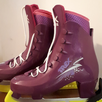 Pattini da ghiaccio rosa da donna bambina