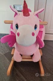dondolo unicorno