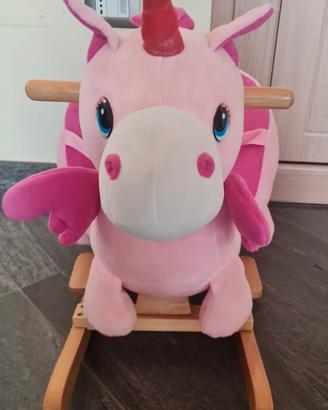 dondolo unicorno