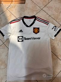 Manchester United 2022-2023 maglia Adidas away