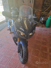 Yamaha FZ1 Fazer 1000