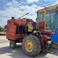 Trincia Semovente New Holland 1895 - Hydrostatic D