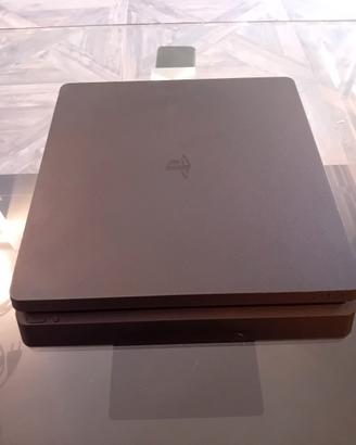 PS4 SLIM 1TB + 7 GIOCHI TOP