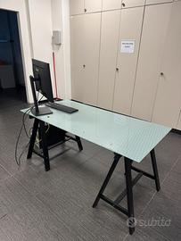 Scrivania ufficio IKEA