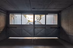 Garage laterale via F.lli Rosselli-RE