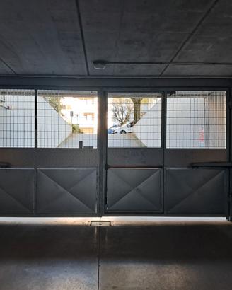 Garage laterale via F.lli Rosselli-RE