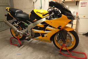 ninja ZX6-R 2001