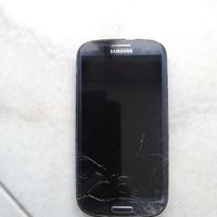 samsung galaxy S3 neo, non si accende e ha crepe