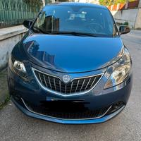 Lancia Ypsilon Y 1.0 Hobrid