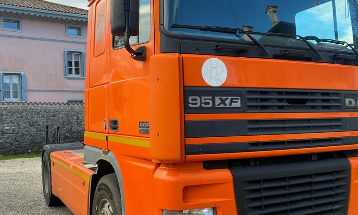 Daf XF 95-480 ( Con Disco)