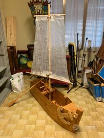 Modellino barca a vela gioco in legno massello