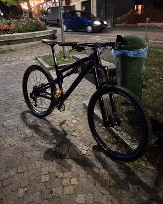 Bici mtb biammortizzata