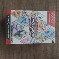 BUNDLE CARTE POKÉMON EVOLUTIONI PRISMATICHE 