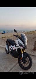 X-adv 750 2023