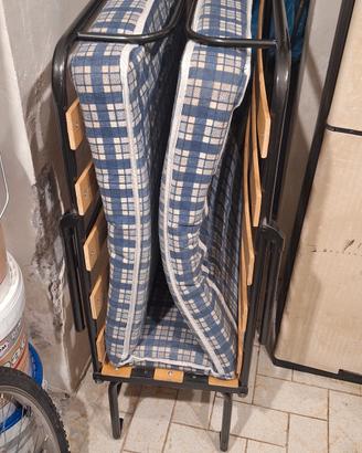 letto apribile con materasso 