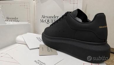 Alexander McQueen Oversized 43 Nero + set box/bags