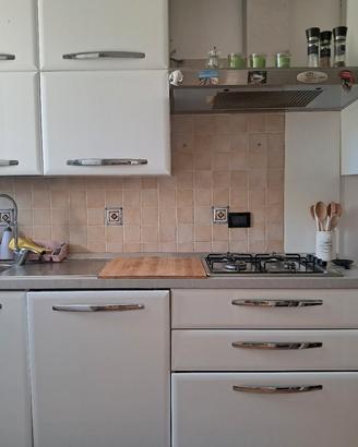cucina piu tavolo in vetro allungabile