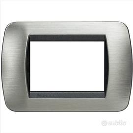 BTicino Living L4803 Placca 3 Moduli - Acciaio