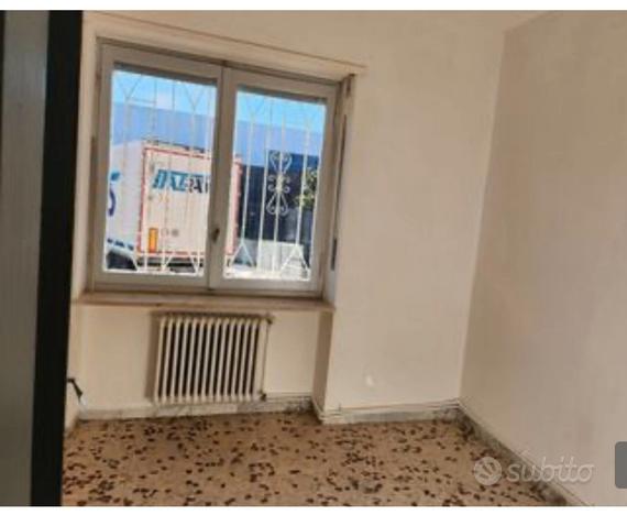 BILOCALE MONCALIERI ZONA SAN PIETRO 340 euro