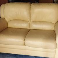 Divani in pelle Chateaux d'Ax tre e due posti