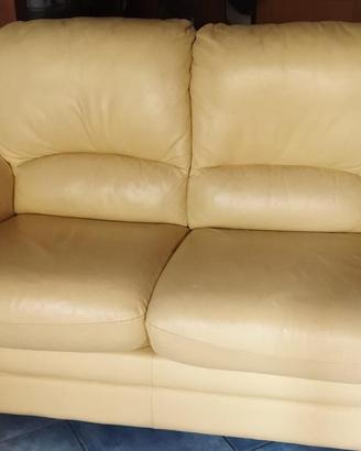 Divani in pelle Chateaux d'Ax tre e due posti