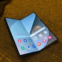 Samsung galaxy fold 6 256GB