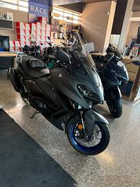 Subito MSC MOTORI YAMAHA LECCE CONCESSIONARIA UFFICIALE Yamaha TMAX 560 ABS KM 0 11 2024 Garanzia Anni 3 Moto e Scooter In vendita a Lecce