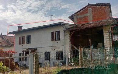Immobile in asta di 126 m² con 5 locali a Camino