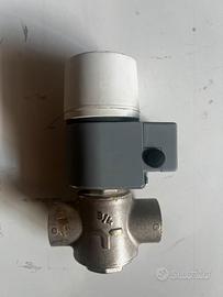 VALVOLA DI ZONA A 3 VIE R.B.M. +  servomotore 24v