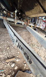 Rimorchio stradale per imbarcazioni