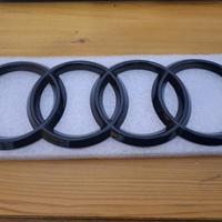 Logo anteriore audi