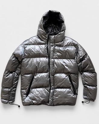 Piumino puffer grigio metallizzato con cappuccio