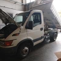 Iveco Daily 35.9  2.8 ribaltabile